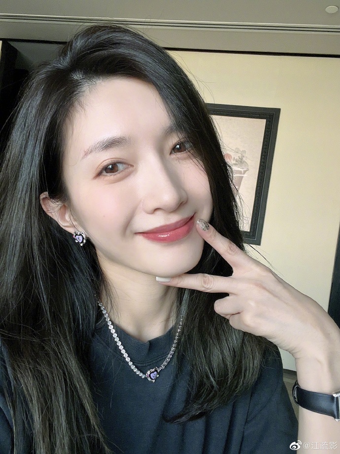 001GQYnsly1h47iu3rbg2j62802yohdx02.jpg